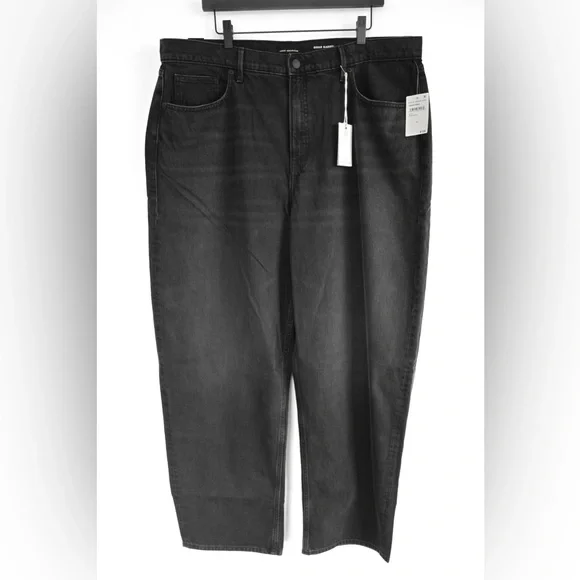 Good American "Good Barrel Relaxed Standard Fit", New With Tags, Size 16 - Picture 3 of 9